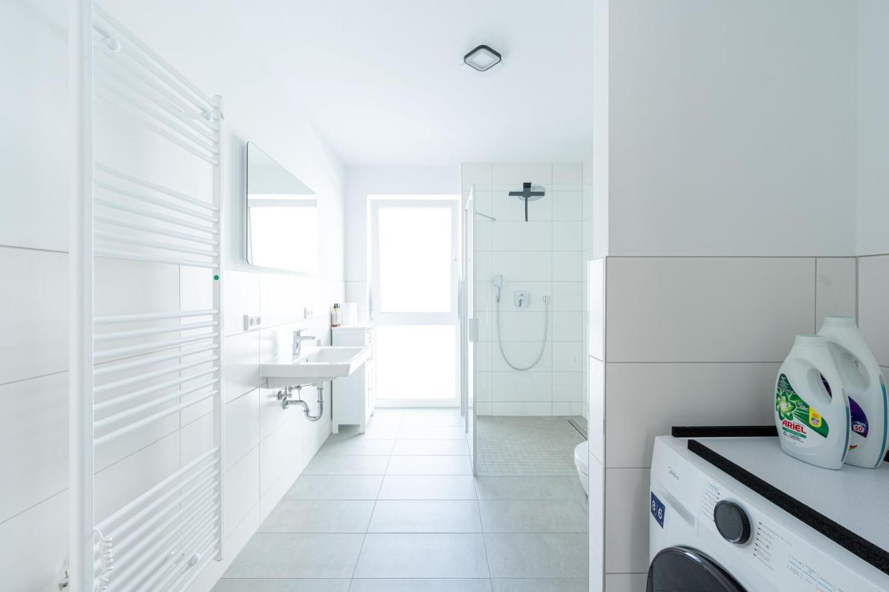 Ferienwohnung Lit Living: Luxus - Box Spring - Parking - Terrace Ludwigshafen am Rhein Exterior foto
